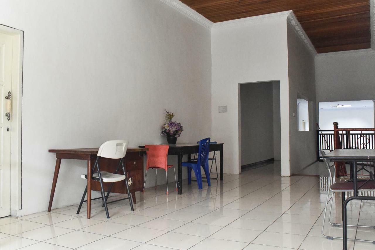 Reddoorz Near Sultan Hasanuddin Airport 2 Hotel Makassar Buitenkant foto