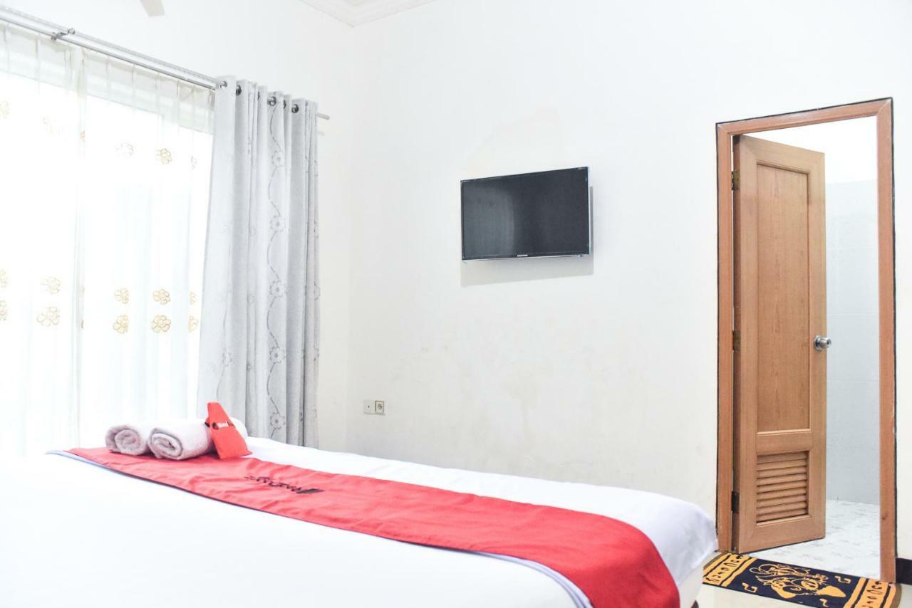 Reddoorz Near Sultan Hasanuddin Airport 2 Hotel Makassar Buitenkant foto
